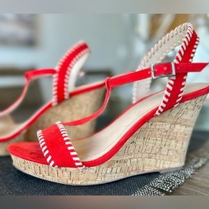 CHARLES DAVID WEDGE SANDAL -RED-SIZE 9.5